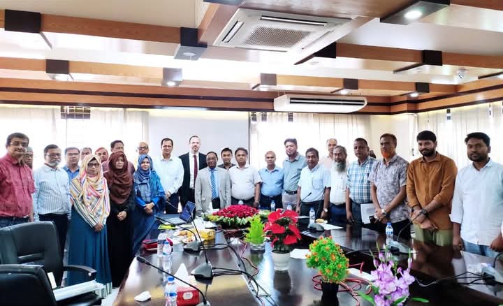 ইইউ ডেলিগেশনের ফাস্ট সেক্রেটারির সাথে হাবিপ্রবির ভাইস-চ্যান্সেলর এর মতবিনিময়