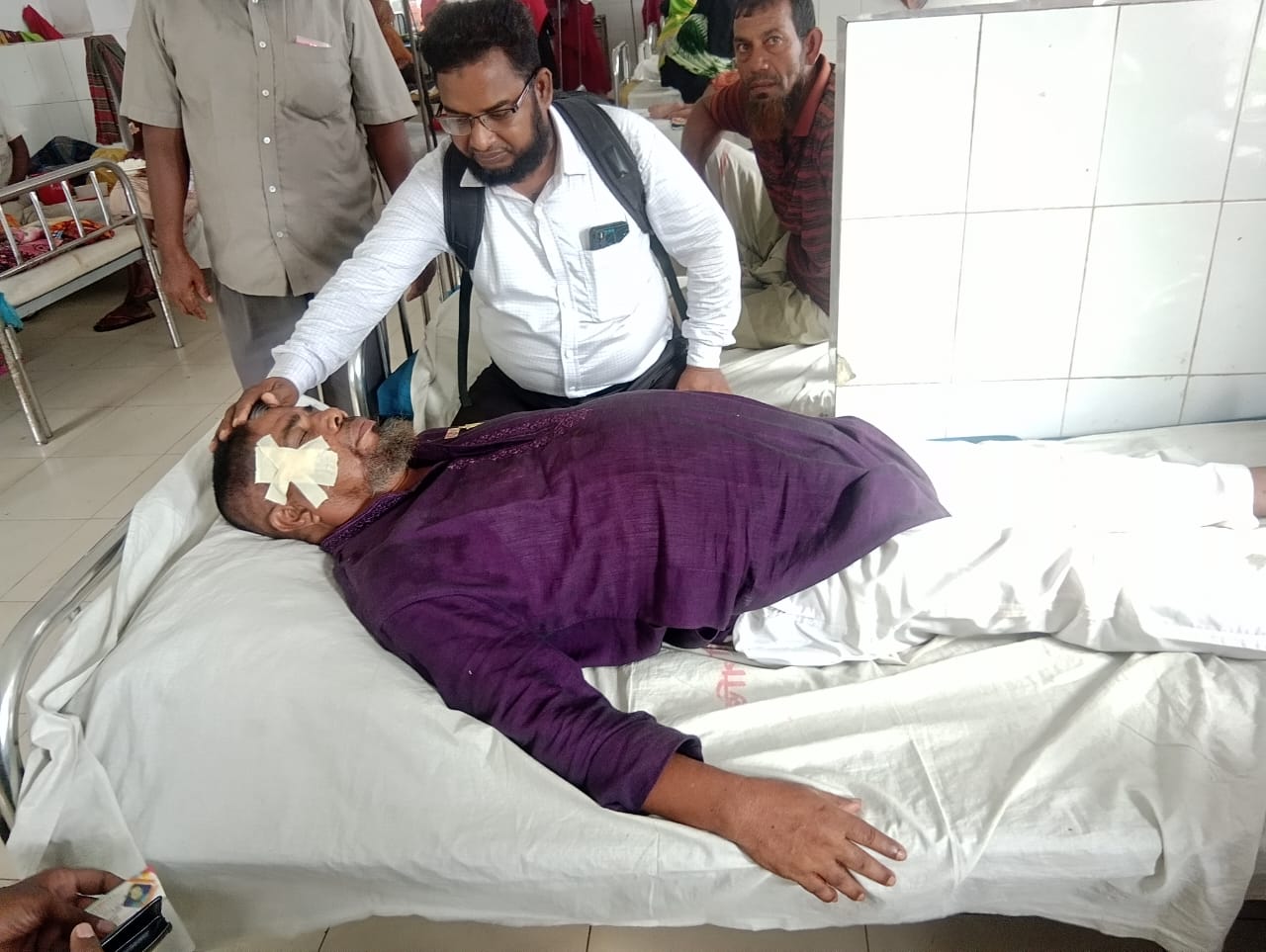 বাগেরহাটে বিএনপির দুই গ্রুপে সংঘর্ষের  ঘটনায় ৫২ জনের বিরুদ্ধে মামলা