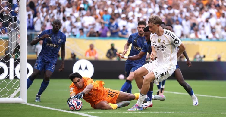 আলোনসোর অভিষেকে আল হিলালের কাছে পয়েন্ট হারালো রিয়াল