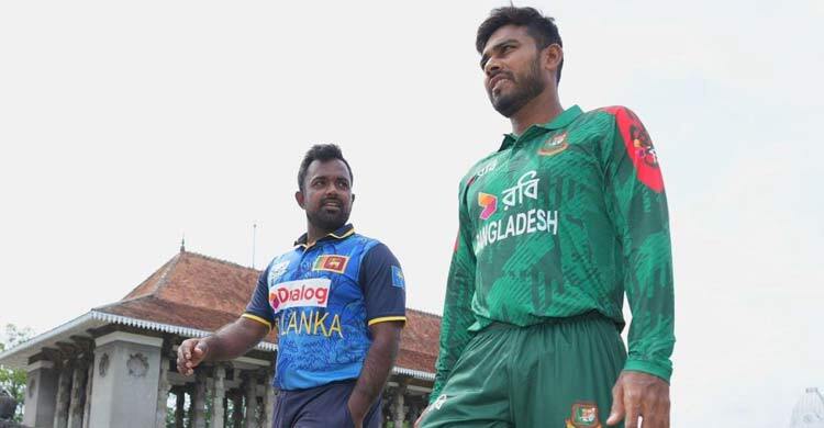 টস হেরে ফিল্ডিংয়ে বাংলাদেশ, অভিষেক হচ্ছে পারভেজ ও তানভীরের