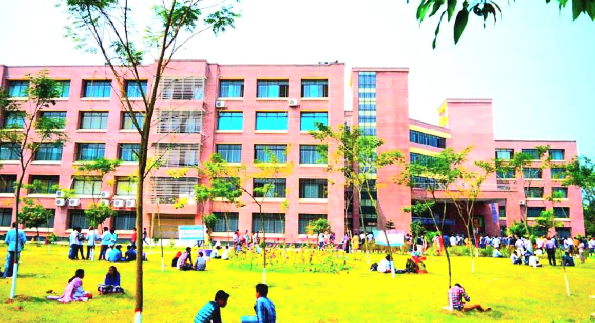 মাতৃত্বকালীন নমনীয় একাডেমিক কার্যক্রম চান হাবিপ্রবির ছাত্রীরা