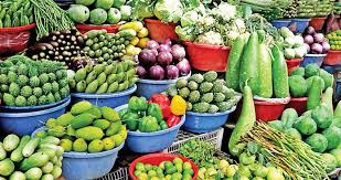 সবজির দাম ঊর্ধ্বমুখী, স্বস্তি ডিম-মুরগির দামে