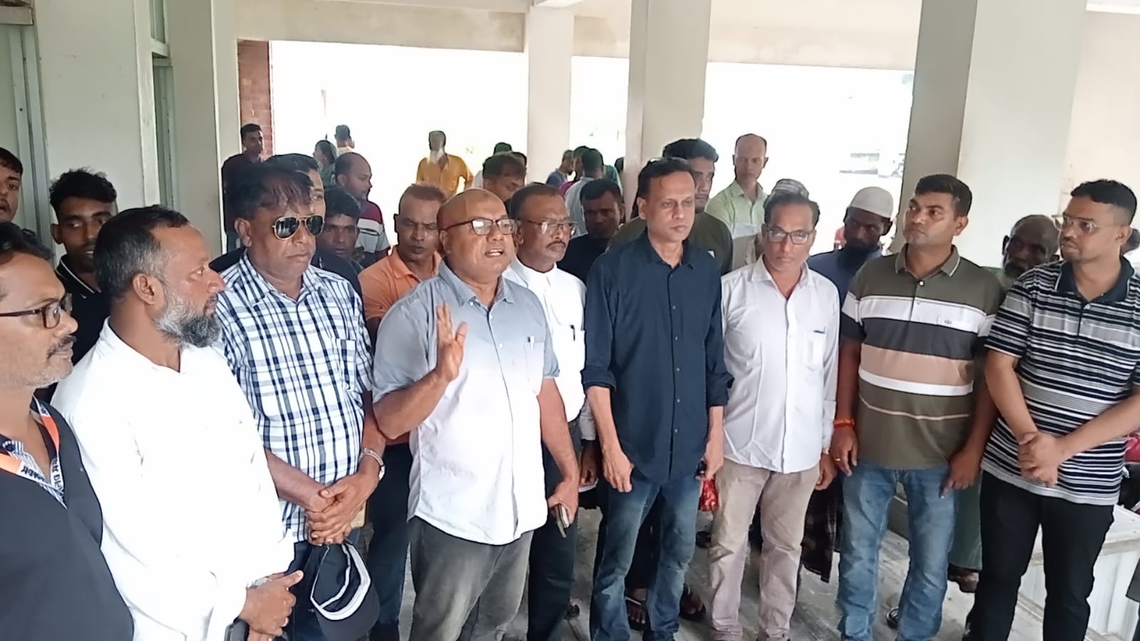 সাতক্ষীরা প্রেসক্লাবের সভাপতি-সম্পাদকসহ ১৭ সাংবাদিকের জামিন