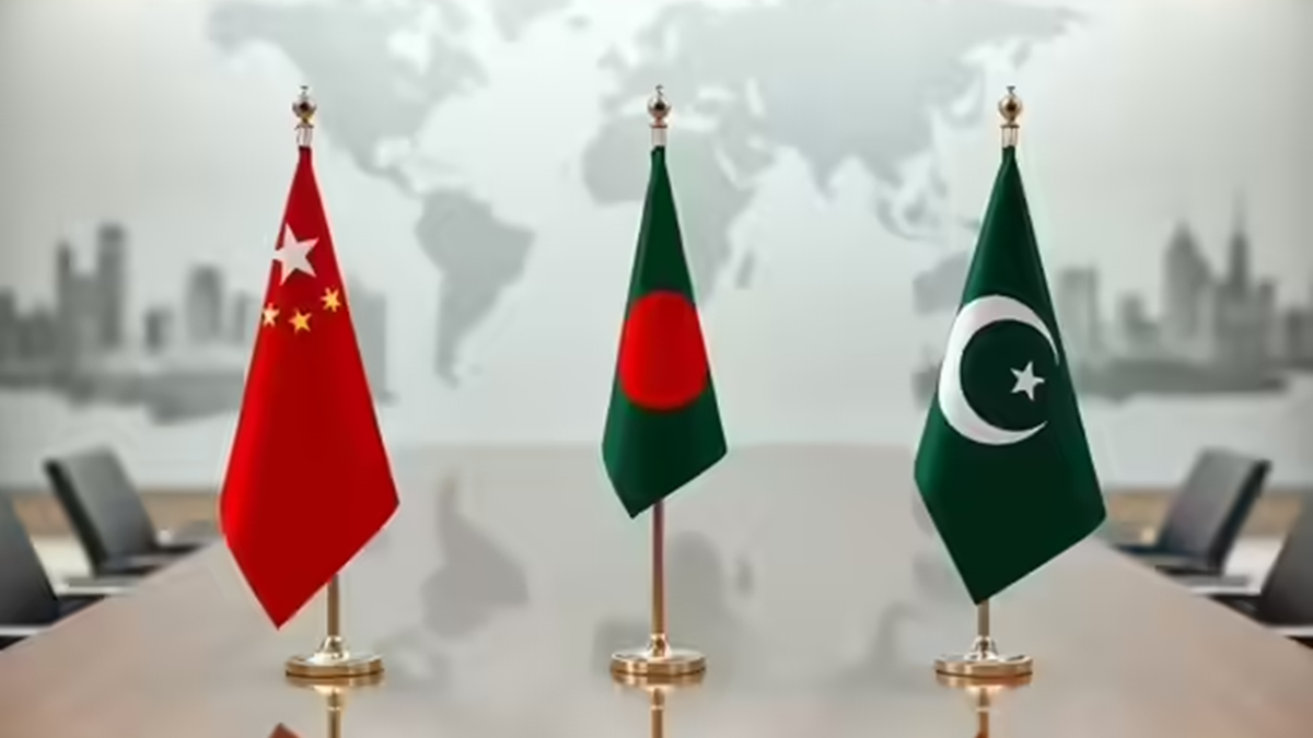 বাংলাদেশ-চীন-পাকিস্তানের স্বার্থের সম্ভাব্য মিলে হুমকি দেখছে ভারত