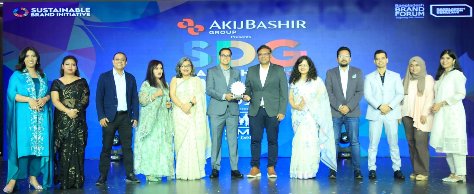 সবচেয়ে টেকসই টেলিকম কোম্পানির স্বীকৃতি পেল গ্রামীণফোন