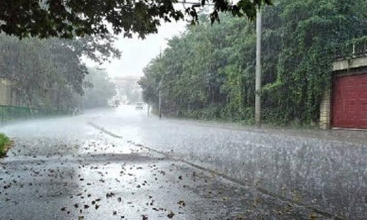 ২ ডিগ্রি সেলসিয়াস কমবে ঢাকার তাপমাত্রা, হালকা বৃষ্টির সম্ভাবনা