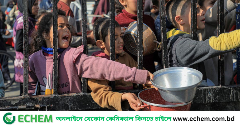 গাজায় ক্ষুধাও বোমার মতো ভয়ংকর হয়ে উঠেছে