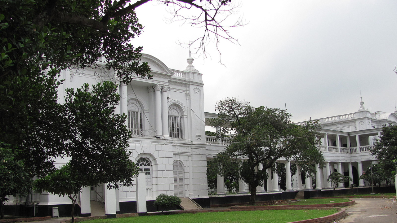 জুলাই গণহত্যা : তিন মামলায় ১৭ আসামি ট্রাইব্যুনালে