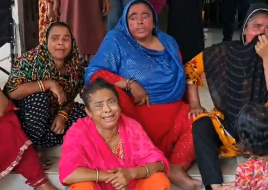 নাটোরের সিংড়ায় কবুতর চুরির অভিযোগে একজনকে পিটিয়ে হত্যা