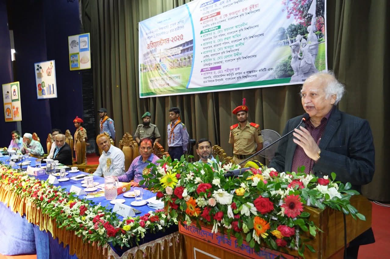 শিক্ষকদের দায়িত্ব ছাত্রদের চোখে নিজেদের সম্মানের জায়গা অক্ষুণ্ণ রাখা: ড. ফায়েজ