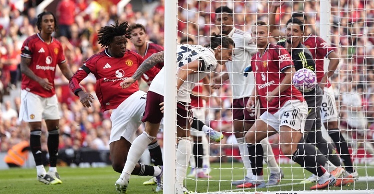 ম্যানইউকে হারিয়ে শুভ সূচনা আর্সেনালের