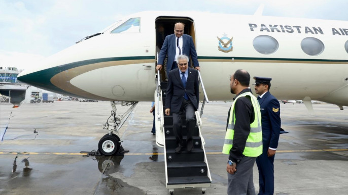 ১৩ বছর পর ঢাকায় পাকিস্তানের পররাষ্ট্রমন্ত্রী