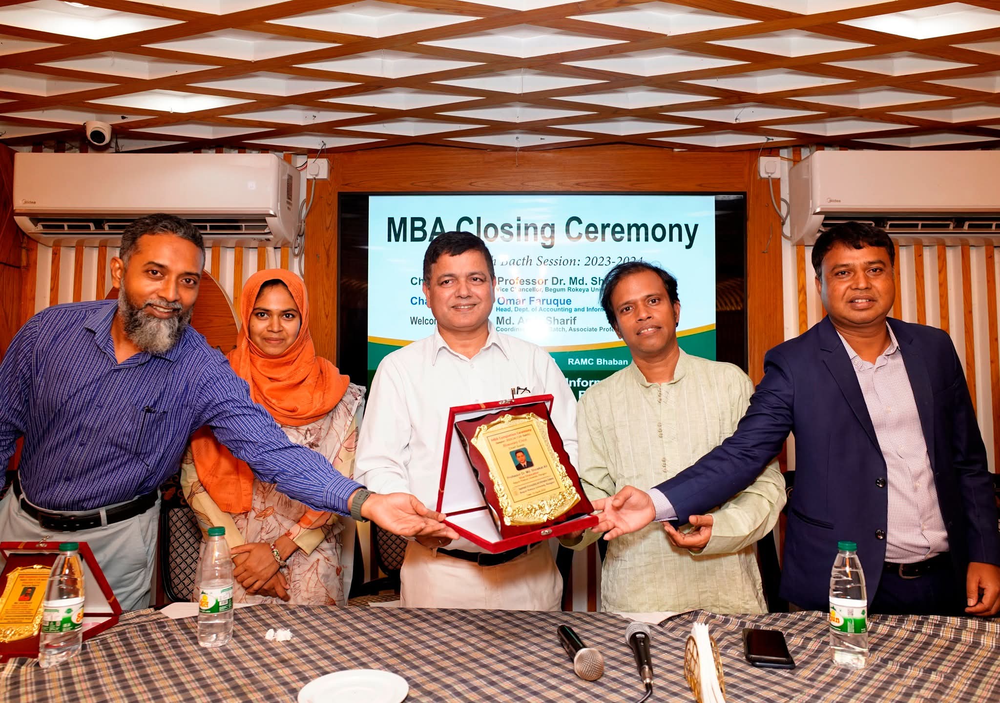 দেশের উন্নয়নে সৃজনশীল অবদান রাখতে হবে: বেরোবি উপাচার্য