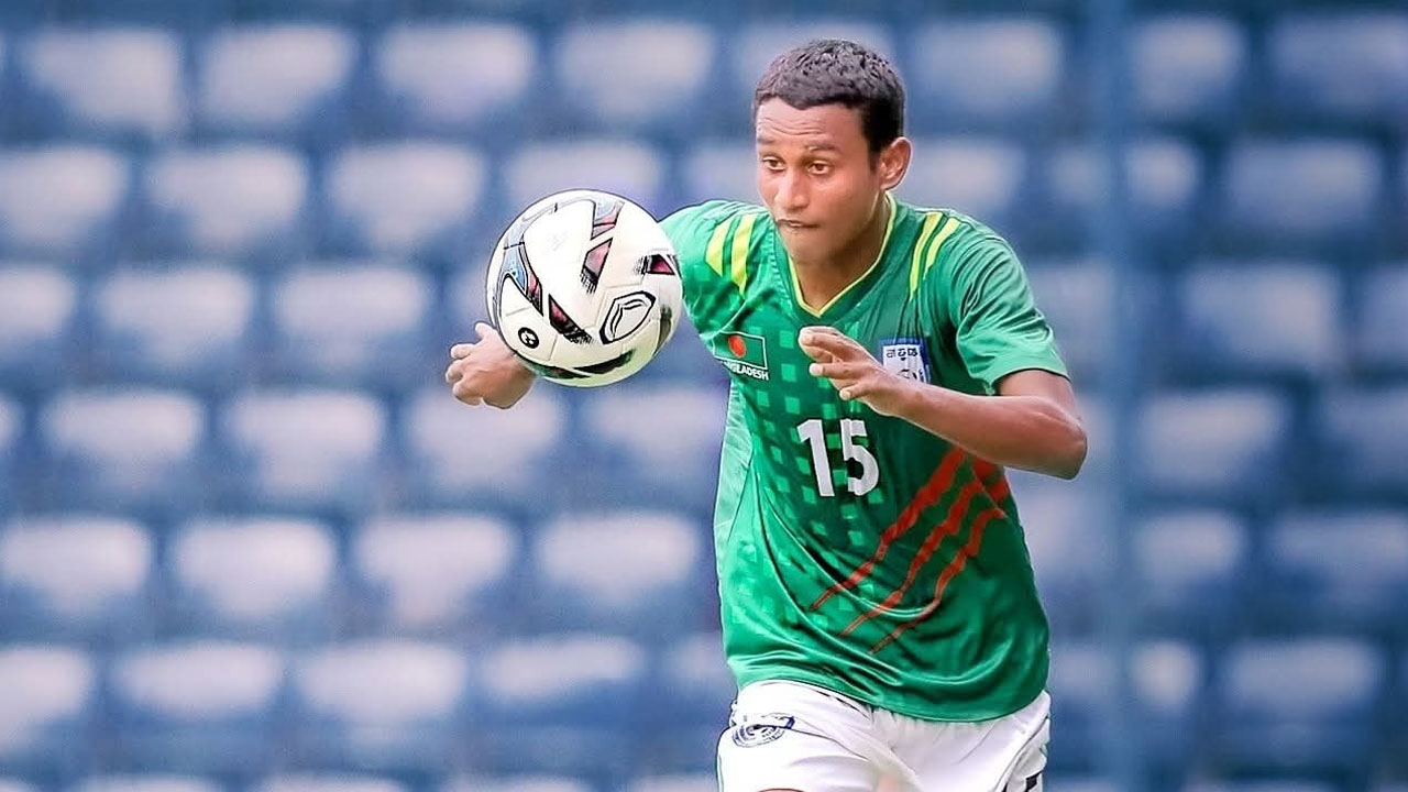 ইয়াবাসহ সাবেক ফুটবলার আটক