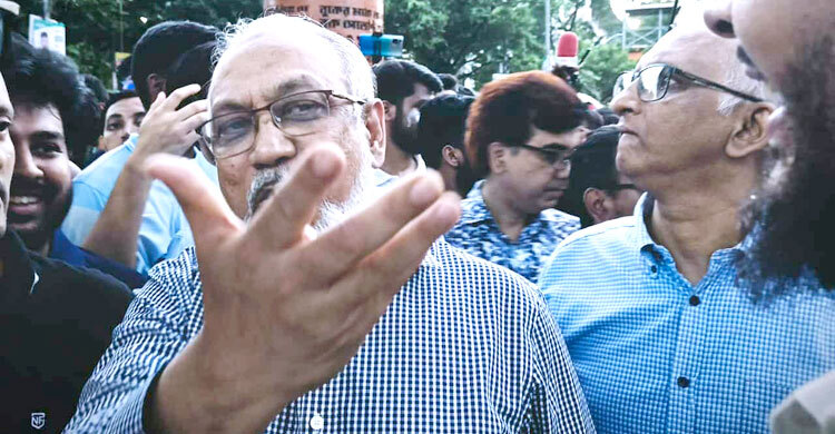 শিক্ষার্থীদের ওপর লাঠিচার্জ সভ্য সমাজে কোনোভাবে কাম্য নয়: বুয়েট ভিসি