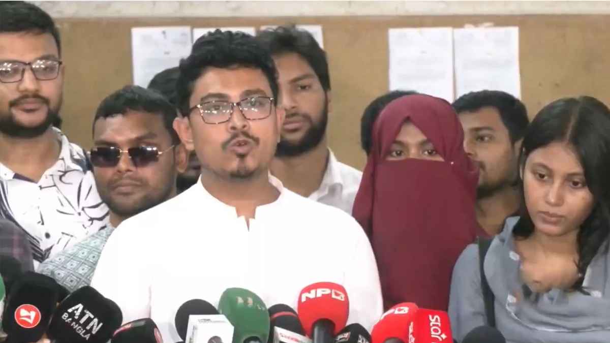 ডাকসুর ভোটে ব্যালট বিপ্লব ঘটাবে শিক্ষার্থীরা: সাদিক কায়েম