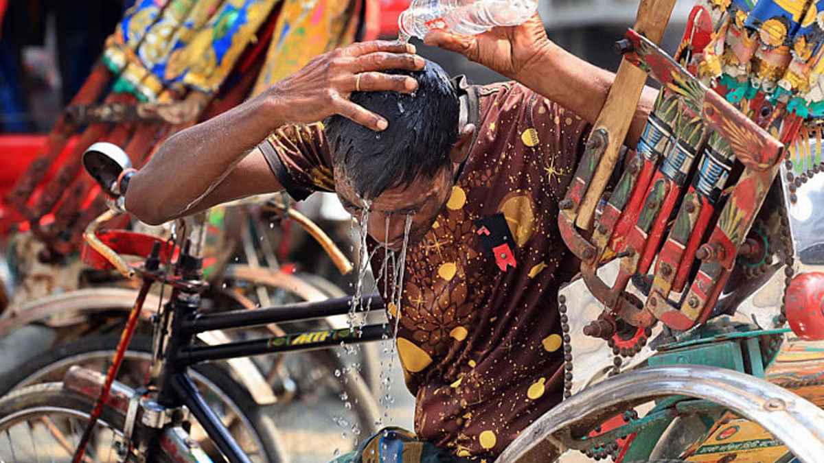 গরমে বিপাকে জনজীবন, ঢাকাসহ ৫ বিভাগে সুখবর