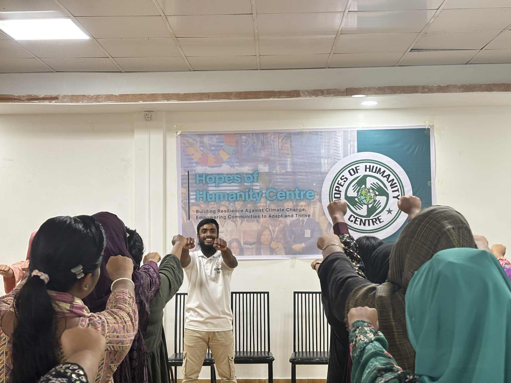 হোপস অফ হিউম্যানিটি সেন্টার ও ব্র্যাকের উদ্যোগে তরুণীদের আত্মরক্ষা কর্মশালা