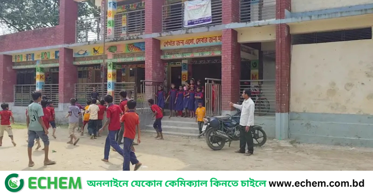 ঠাকুরগাঁওয়ে মুসলিম শিক্ষকের অভাবে স্কুল ছাড়ছেন মুসলিম ছাত্রছাত্রীরা