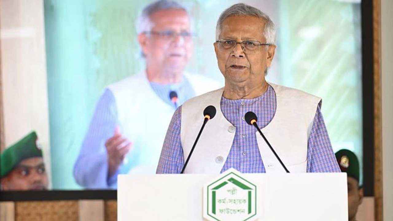 মানুষের জন্ম চাকরির জন্য নয়, উদ্যোক্তা হওয়ার জন্য: প্রধান উপদেষ্টা