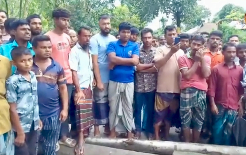 কুড়িগ্রামে আমন মৌসুমে সার সংকট, কৃষকদের ঘরে নামছে শঙ্কার কালো মেঘ