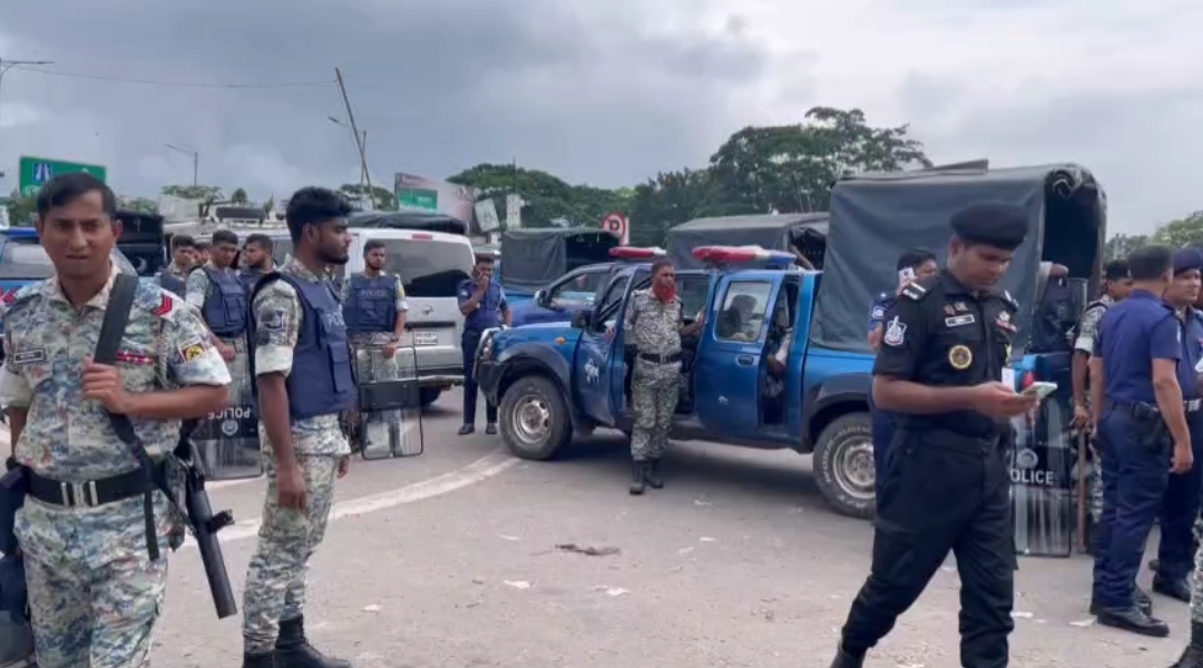 ভাঙ্গায় অবরোধের তৃতীয় দিনে সতর্ক প্রশাসন, যান চলাচল স্বাভাবিক