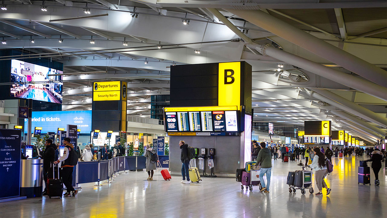 ইউরোপজুড়ে সাইবার হামলা, শত শত ফ্লাইট বাতিল