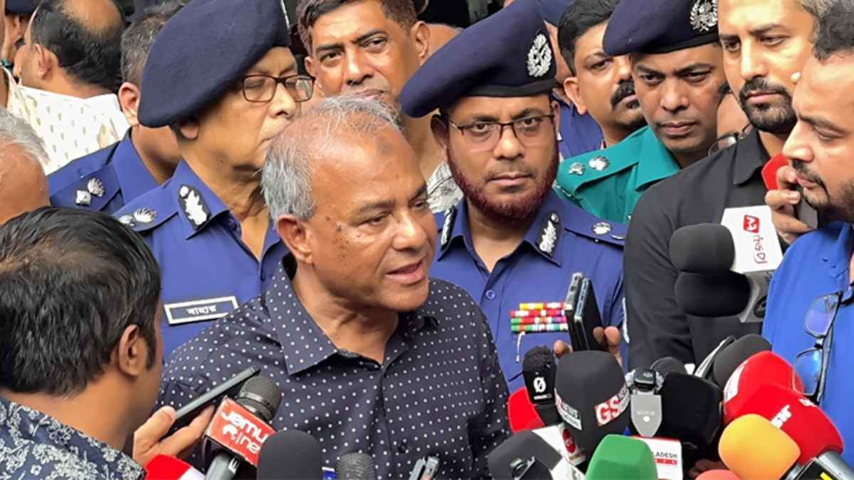 ভারত ও ফ্যাসিস্টদের ইন্ধনে পাহাড়ের ঘটনা: স্বরাষ্ট্র উপদেষ্টা