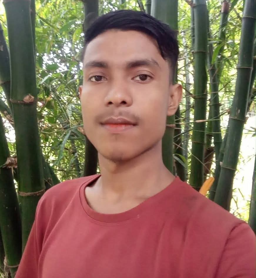 রামুর রাবার বাগানে দড়িবাঁধা অবস্থায় যুবকের লাশ উদ্ধার, পরিচয় সনাক্ত