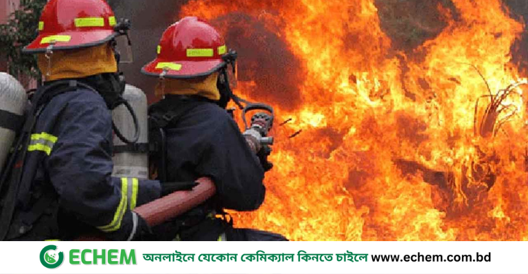 সদরঘাট পাইকারি বাজারে আগুন