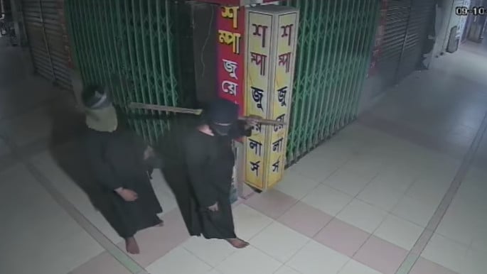 রাজধানীর মালিবাগে জুয়েলারি দোকান থেকে ‘৫০০ ভরি’ স্বর্ণালংকার চুরি