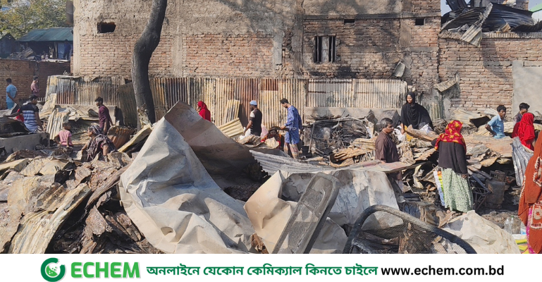 প্রাণে বাঁচলেও রক্ষা পায়নি ‘সুতা পরিমাণ’ সম্পদও