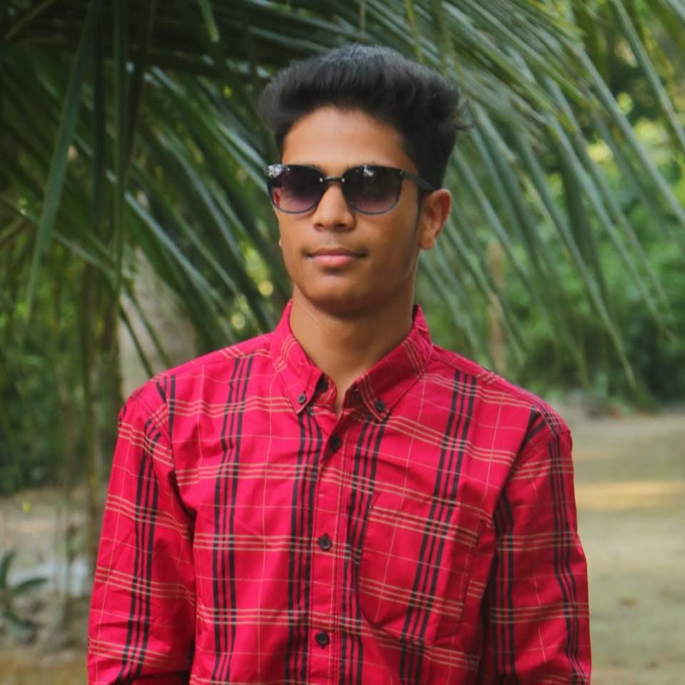 নোয়াখালীতে তুচ্ছ ঘটনায় তরুণকে কুপিয়ে হত্যা