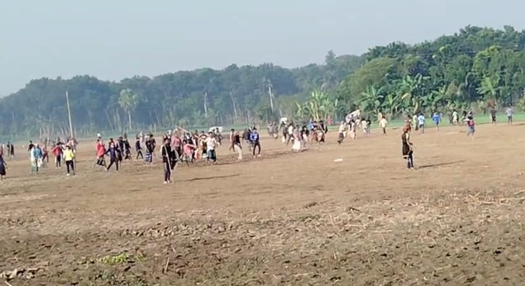 ফরিদপুরের সালথায় দুইগ্রুপের সংঘর্ষে আহত ২৫