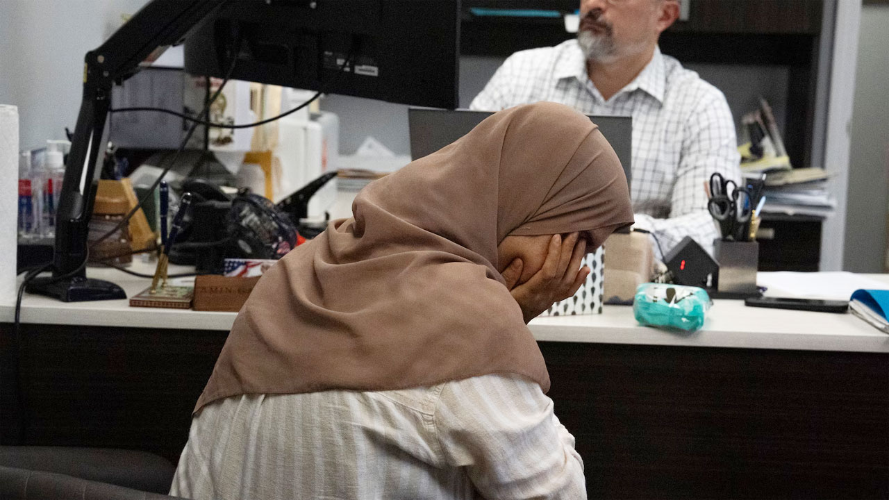 আফগানিস্তানের নাগরিকদের ভিসা দেওয়া বন্ধ করল যুক্তরাষ্ট্র