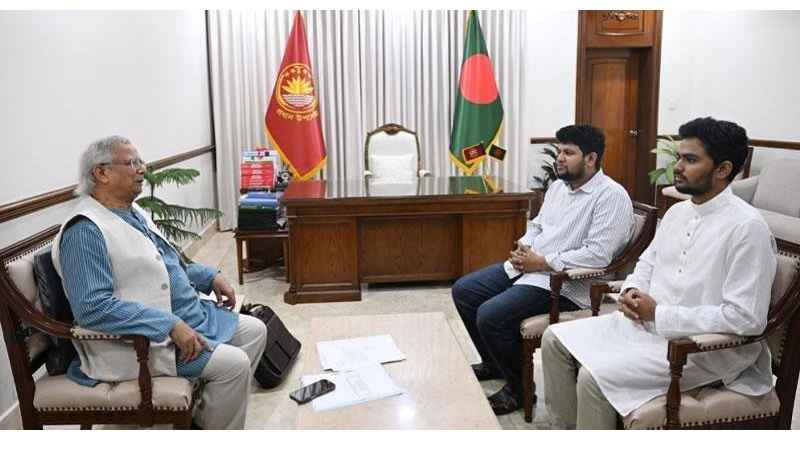 তোমাদের অবদান জাতি ভুলবে না: আসিফ-মাহফুজকে প্রধান উপদেষ্টা