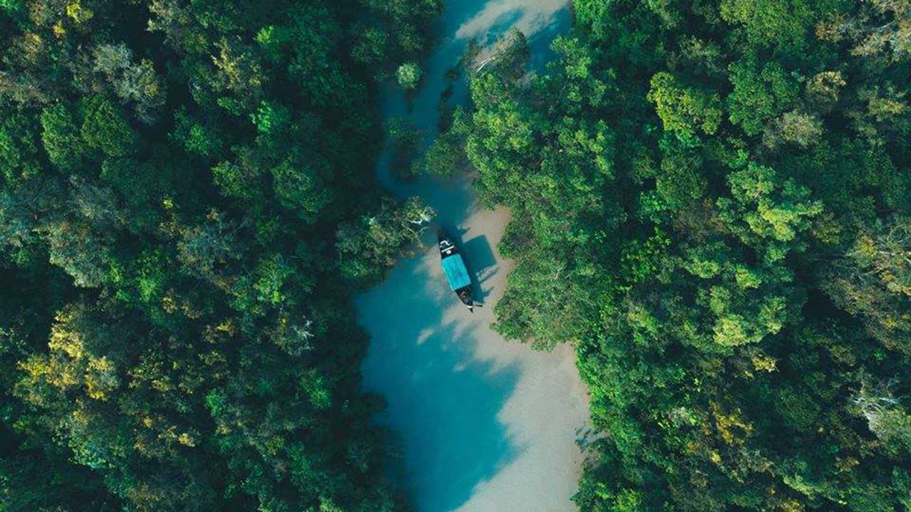 সুন্দরবনে দস্যু বাহিনীর হাতে রিসোর্ট মালিকসহ তিন পর্যটক অপহৃত