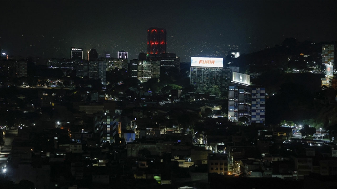 ভেনেজুয়েলায় মার্কিন অভিযানে নিহত অন্তত ৪০ : নিউইয়র্ক টাইমস