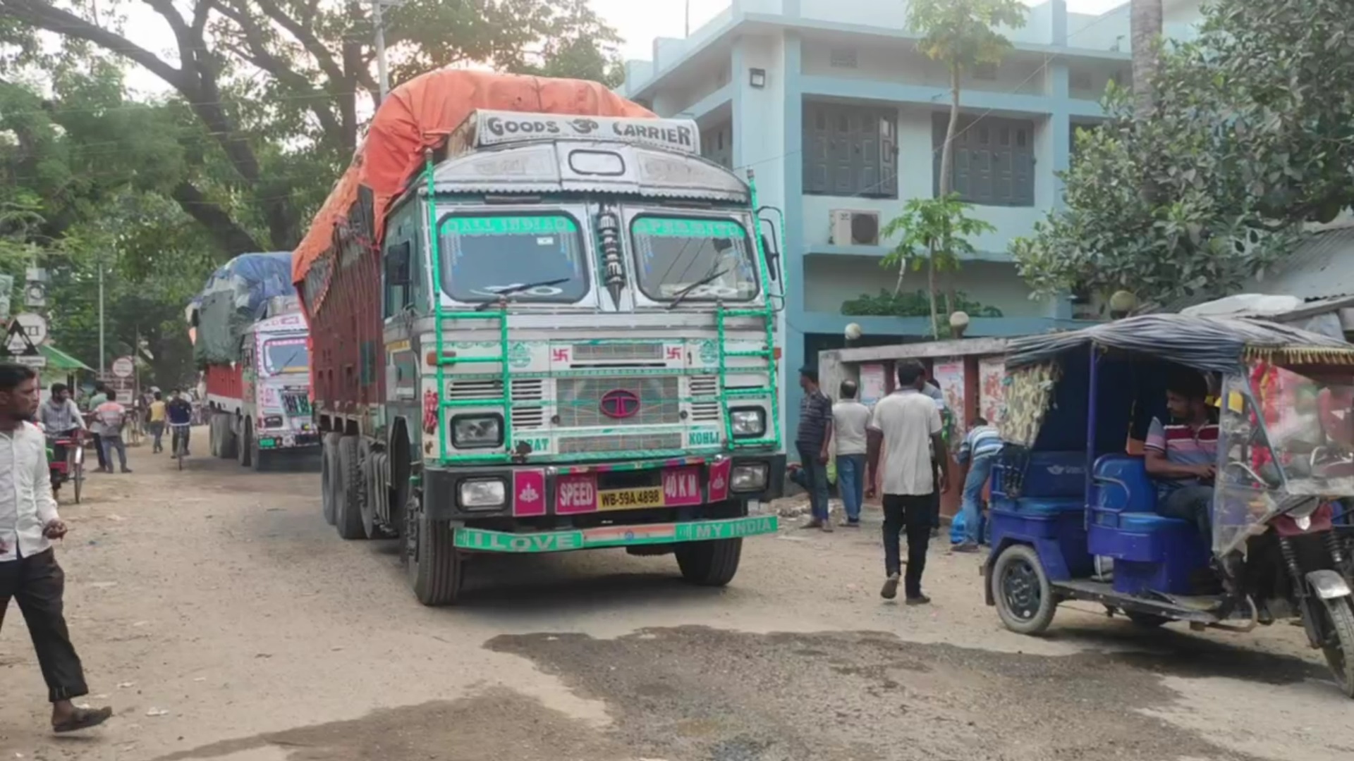 বেসরকারি পর্যায়ে আবারও দুই লাখ টন চাল আমদানির অনুমতি