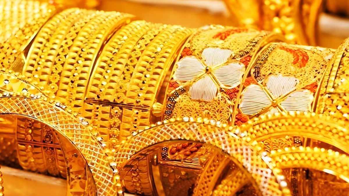 ইতিহাসে প্রথমবারের মতো ৫ হাজার ডলার ছাড়াল স্বর্ণের দাম