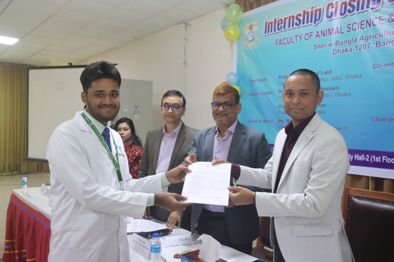 পাঁচ দেশে আন্তর্জাতিক প্রশিক্ষণে অংশ নিল শেকৃবির ৪৯ শিক্ষার্থী