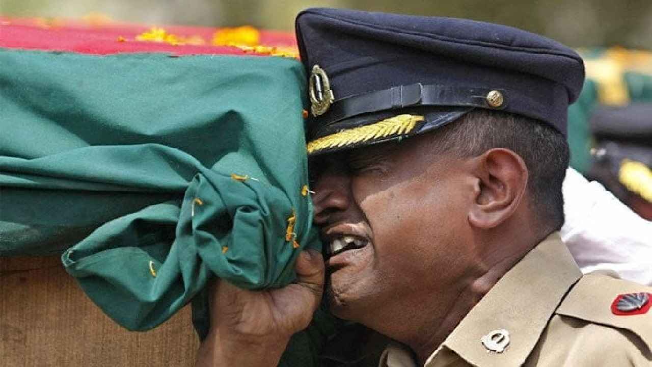 বিডিআর হত্যাকাণ্ড: আজ জাতীয় শহীদ সেনা দিবস