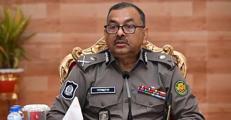 দায়িত্ব থেকে অব্যাহতি চাইলেন ডিএমপি কমিশনার