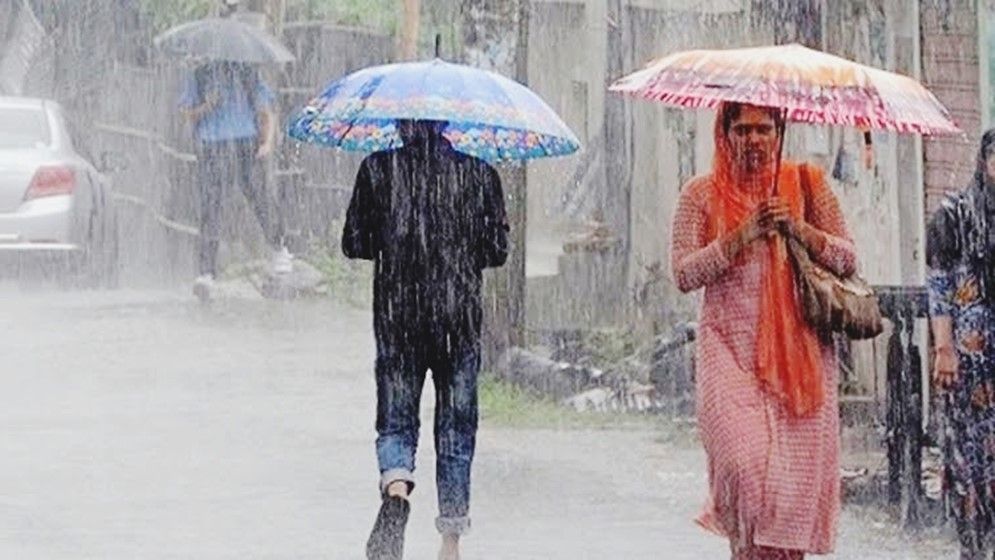 দুপুরের মধ্যে যেসব অঞ্চলে বজ্রবৃষ্টির আভাস