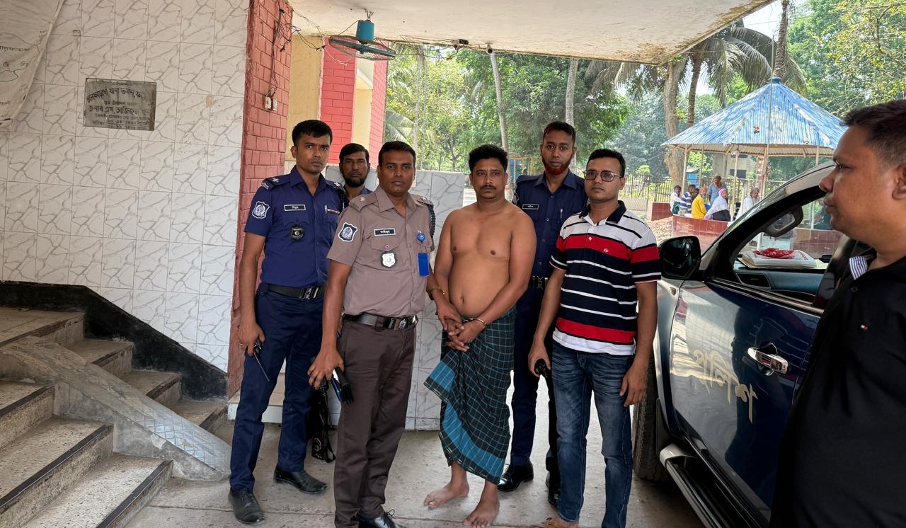 আলফাডাঙ্গায় বিয়ের প্রলোভনে তরুণীকে গণধর্ষণ: ৩ জন গ্রেফতার