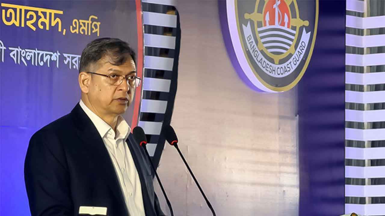 দেশে ‘জঙ্গি আছে’ মানছেন প্রধানমন্ত্রীর উপদেষ্টা জাহেদ, অস্বীকার স্বরাষ্ট্রমন্ত্রীর