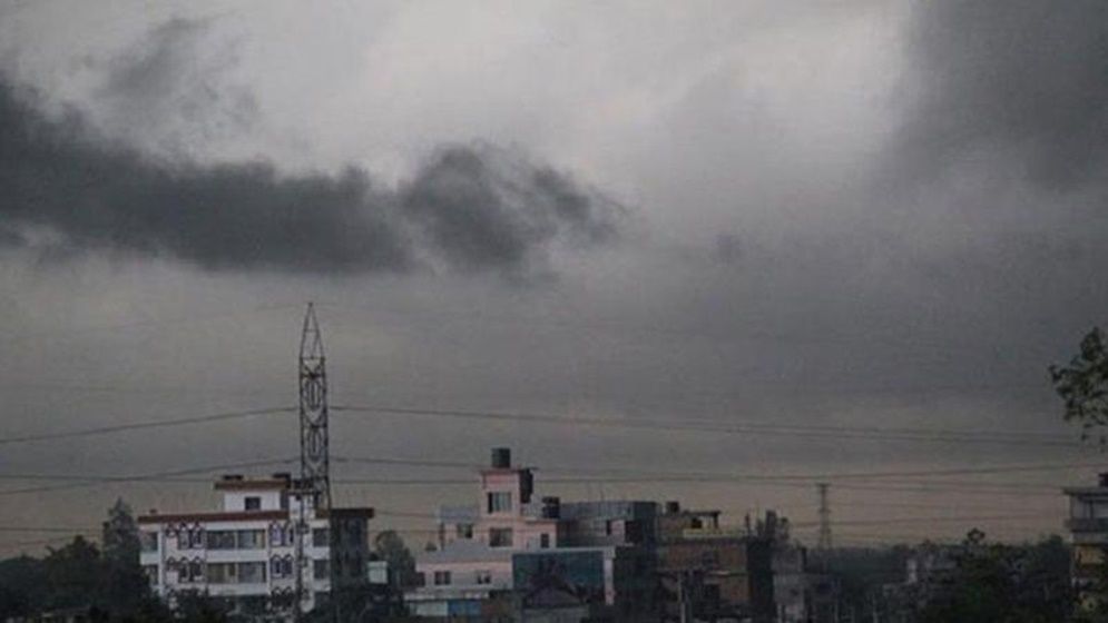 ২০ জেলায় ঝড়বৃষ্টির আভাস, নদীবন্দরে সতর্ক সংকেত