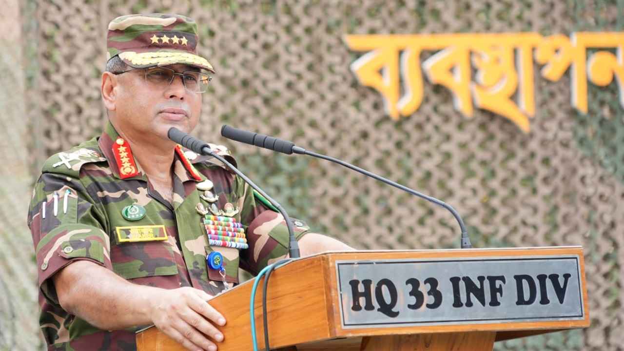 দেশ স্থিতিশীল, ব্যারাকে ফিরছেন সেনারা: সেনাপ্রধান