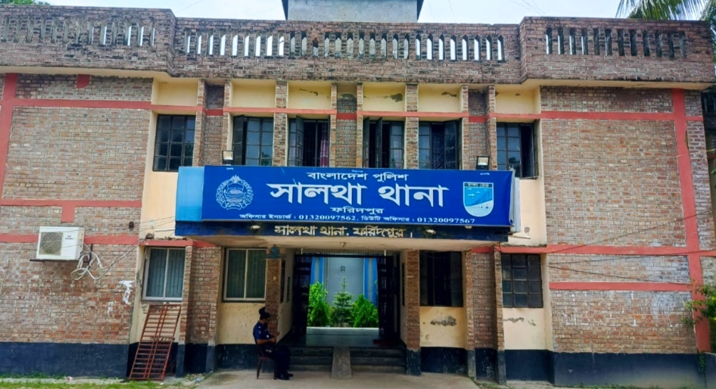 ফরিদপুরে ৯ বছরের মাদ্রাসাছাত্রীকে অস্ত্রের মুখে ধর্ষণচেষ্টা, অভিযুক্ত পলাতক